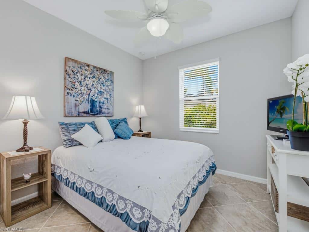 1482 Santiago Cir, Naples, photo 17