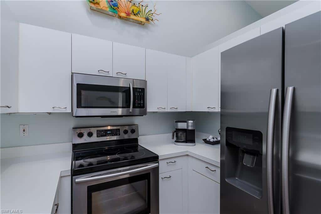 56 Silver Oaks Cir #202, Naples, photo 13