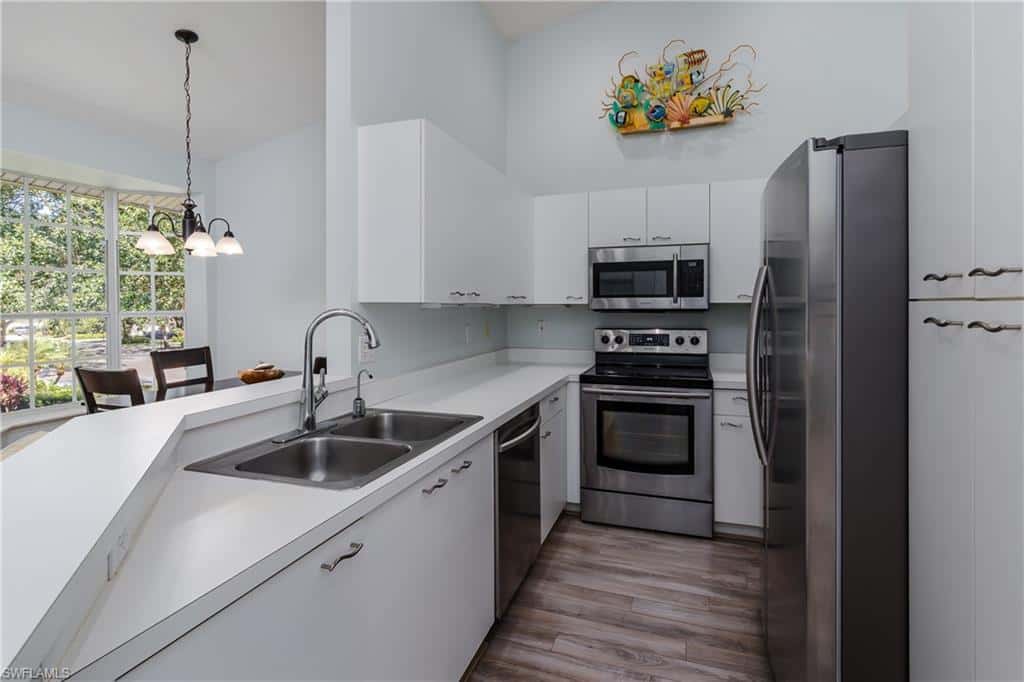 56 Silver Oaks Cir #202, Naples, photo 12
