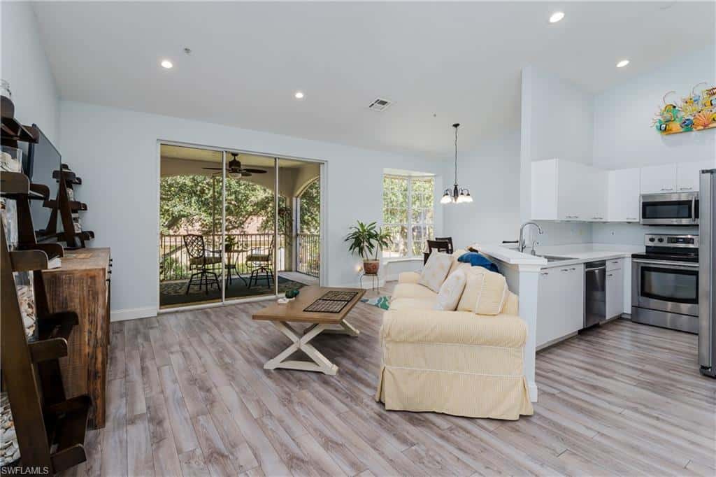 56 Silver Oaks Cir #202, Naples, photo 10