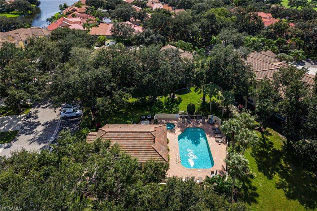 56 Silver Oaks Cir #202, Naples, photo 40