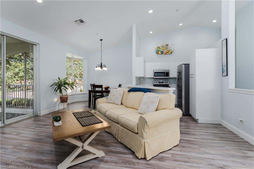 56 Silver Oaks Cir #202, Naples, photo 8