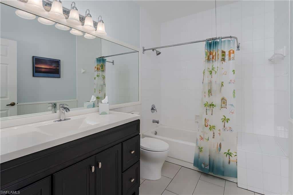 56 Silver Oaks Cir #202, Naples, photo 25