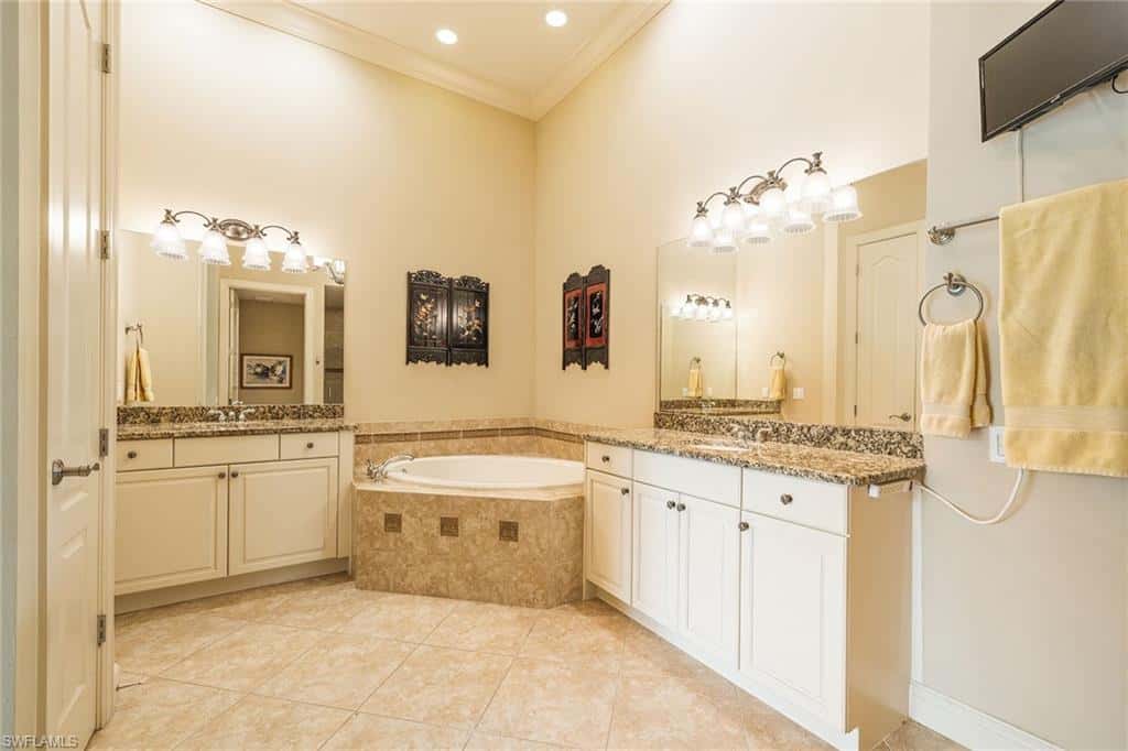 28560 Calabria Ct #201, Naples, photo 40