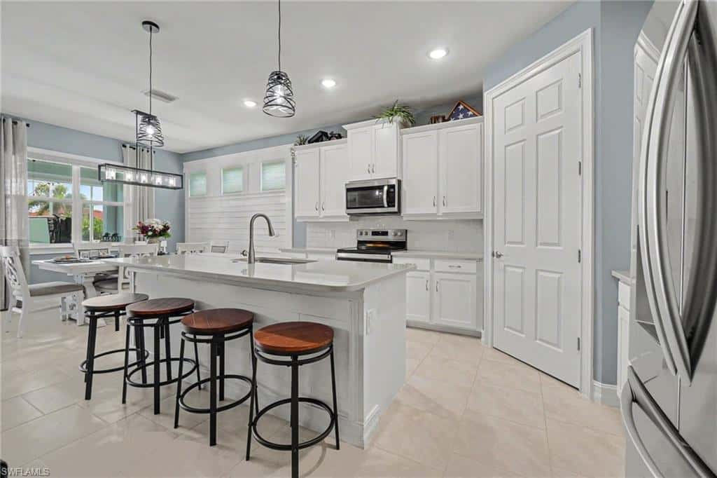 3156 Apple Blossom Dr, Alva, photo 8