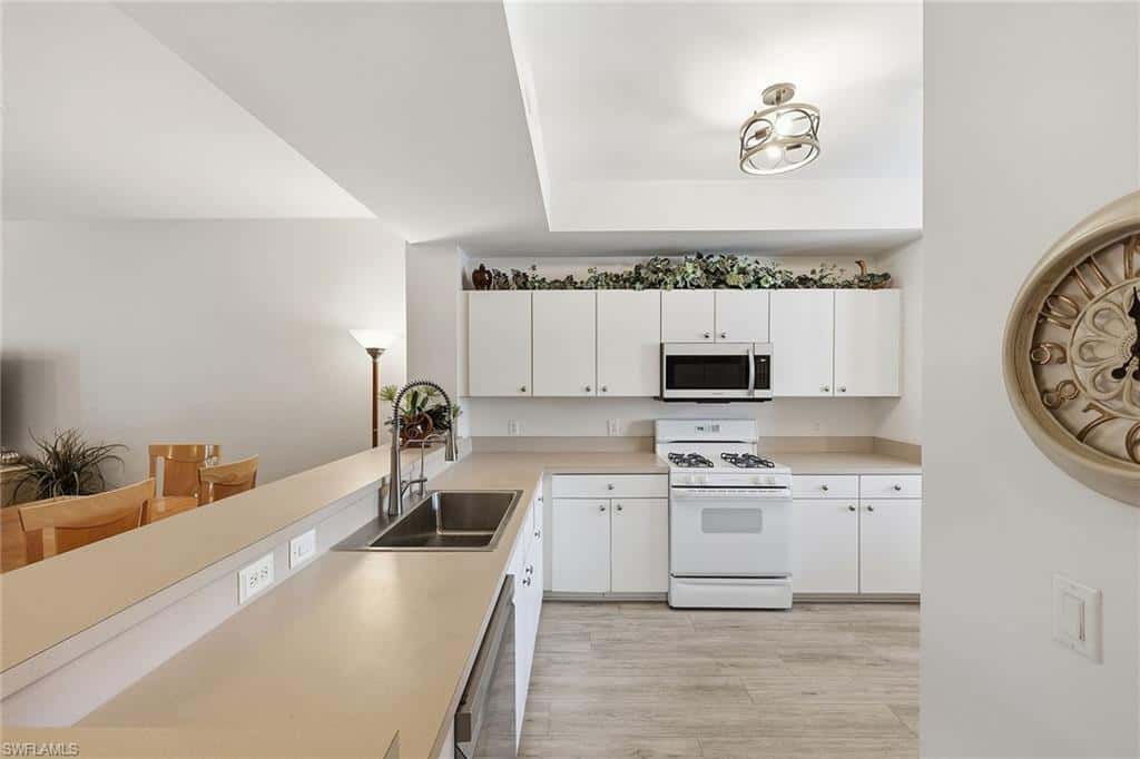 1886 Tarpon Bay Dr #204, Naples, photo 10