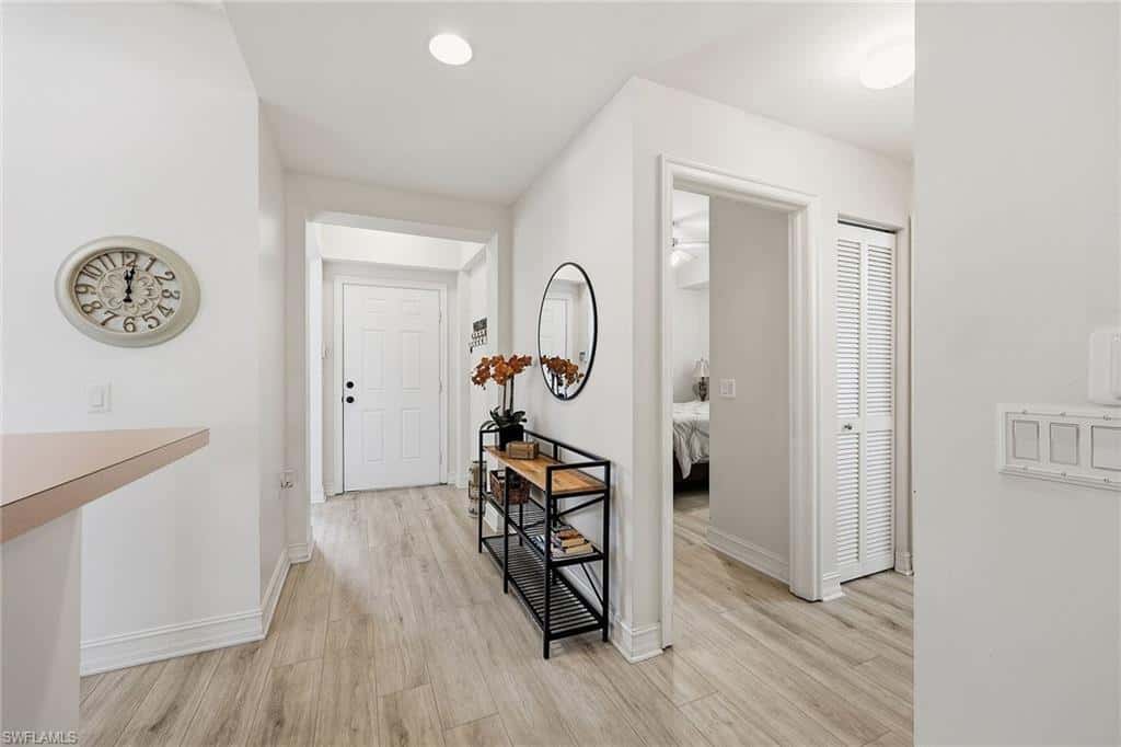 1886 Tarpon Bay Dr #204, Naples, photo 4