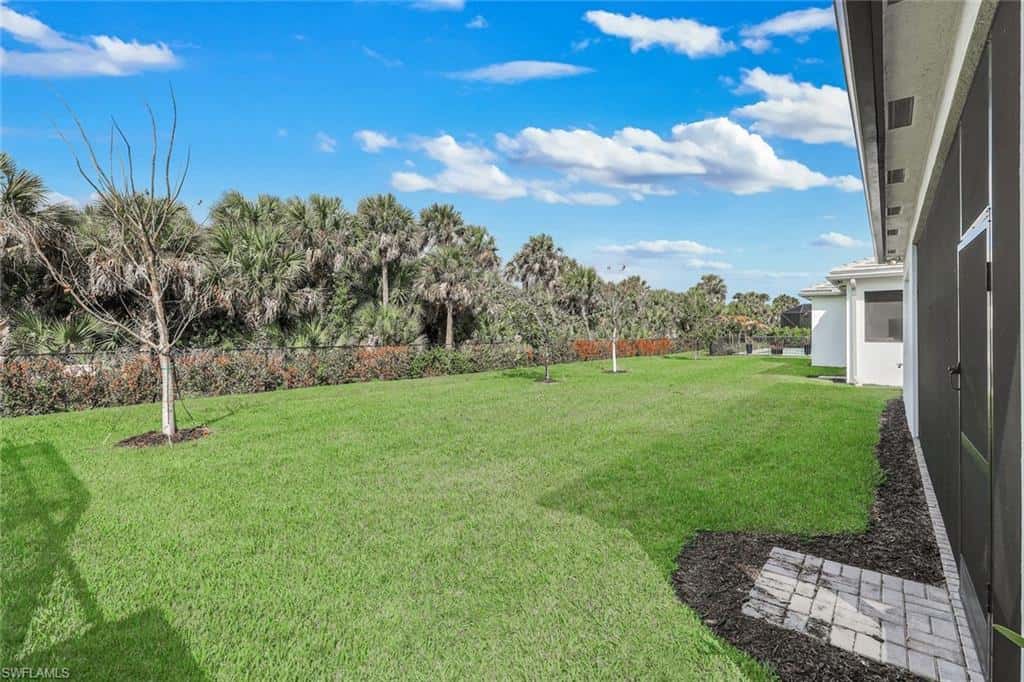 12255 Bonnet Dr, Naples, photo 32