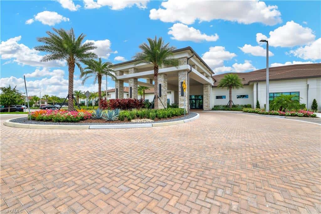 12255 Bonnet Dr, Naples, photo 40