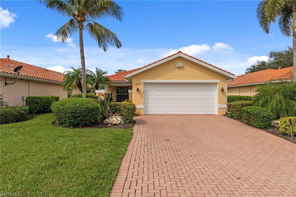 19703 Villa Rosa Loop, Estero, photo 5