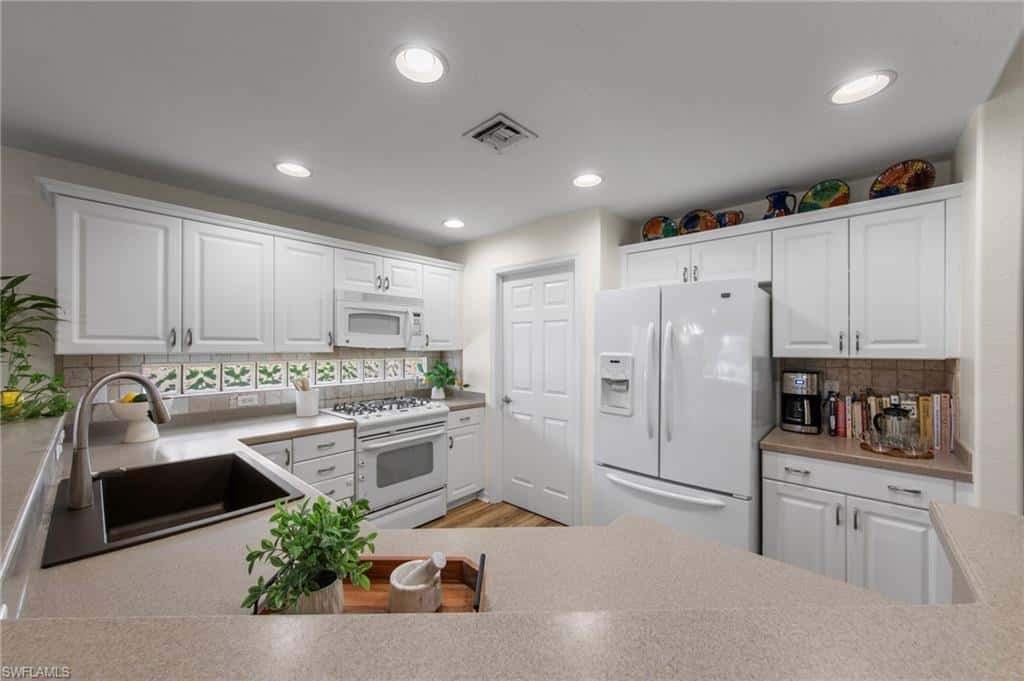 19703 Villa Rosa Loop, Estero, photo 15