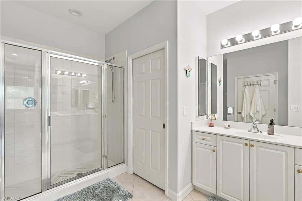 1112 Manor Lake Dr #202, Naples, photo 17