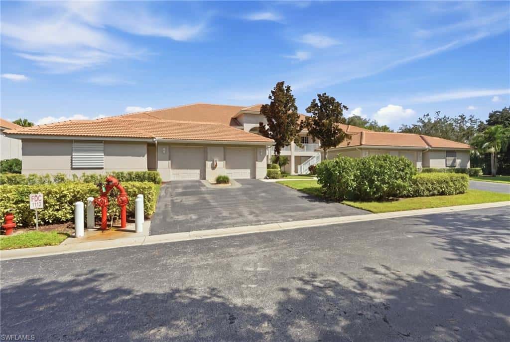 1112 Manor Lake Dr #202, Naples, photo 32