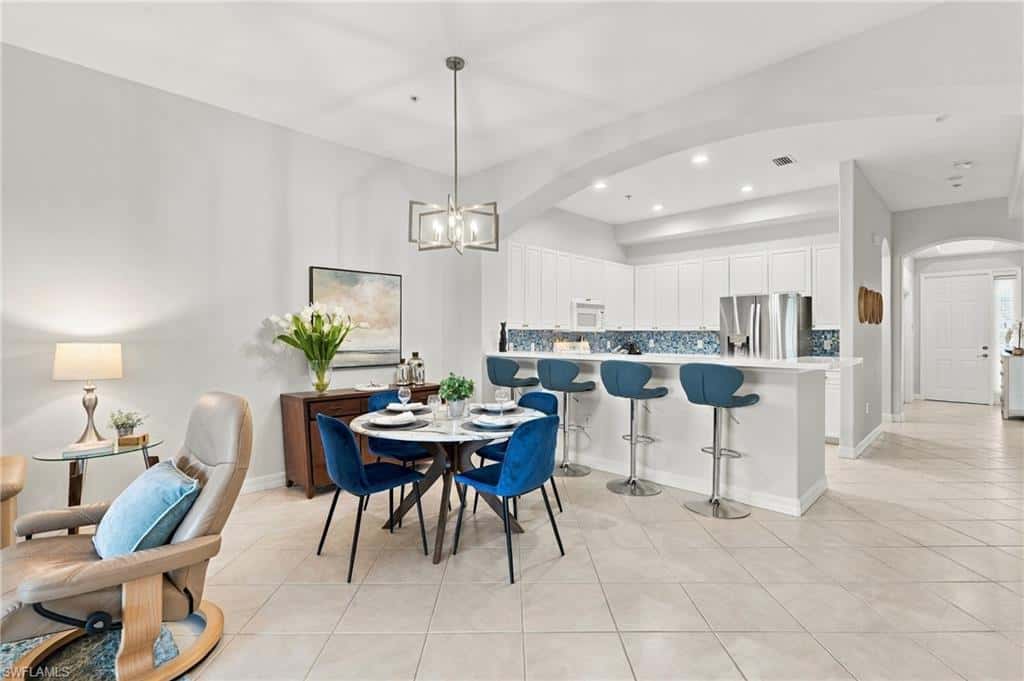 1112 Manor Lake Dr #202, Naples, photo 10