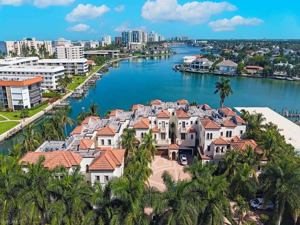 221 Harbour Dr #6, Naples, photo 34