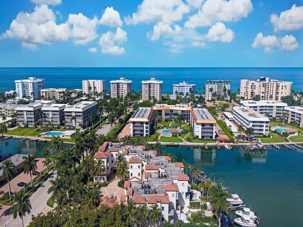 221 Harbour Dr #6, Naples, photo 33