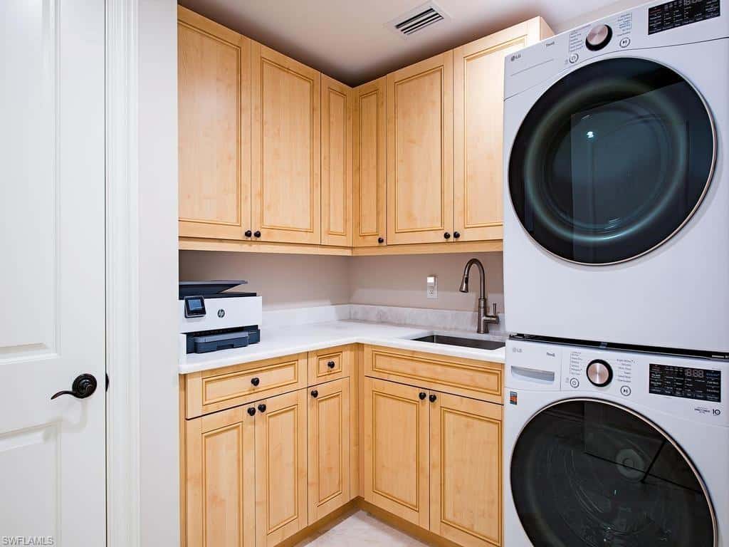 221 Harbour Dr #6, Naples, photo 29