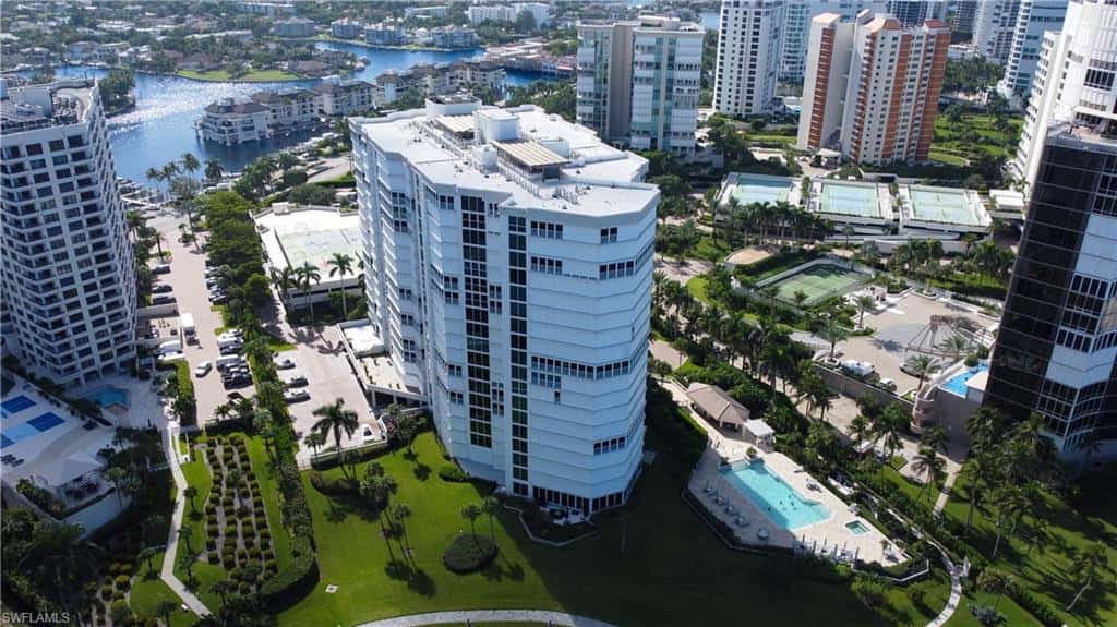 4401 Gulf Shore Blvd #807, Naples, photo 17