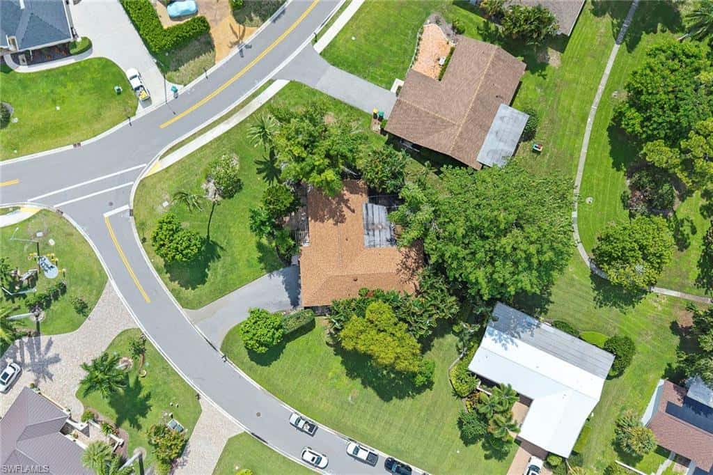 511 Eastwood Dr, Naples, photo 43