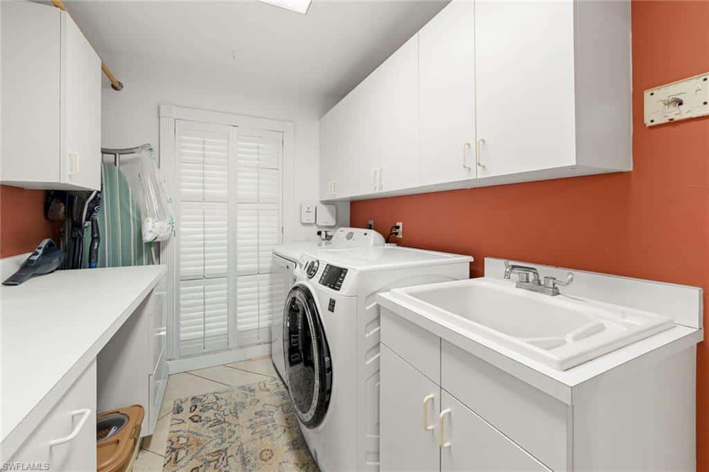511 Eastwood Dr, Naples, photo 40