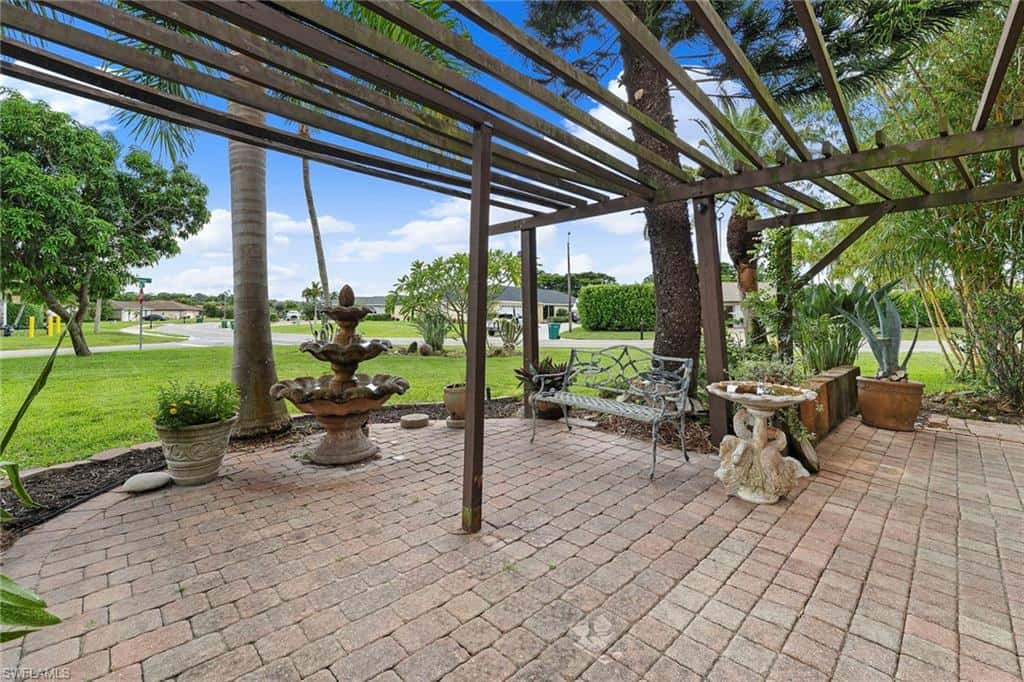 511 Eastwood Dr, Naples, photo 29