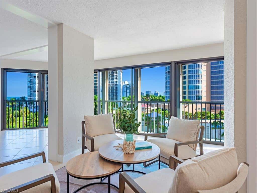 4401 Gulf Shore Blvd #604, Naples, photo 5