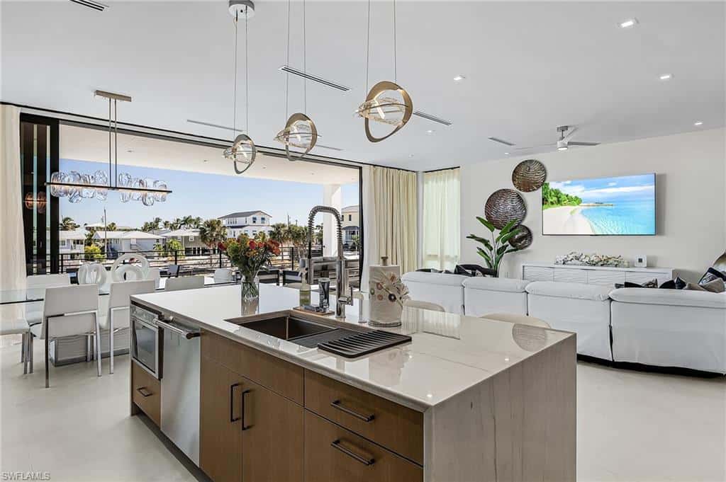 455 Palermo Cir, Fort Myers Beach, photo 12