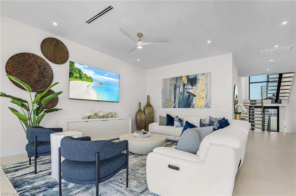 455 Palermo Cir, Fort Myers Beach, photo 7
