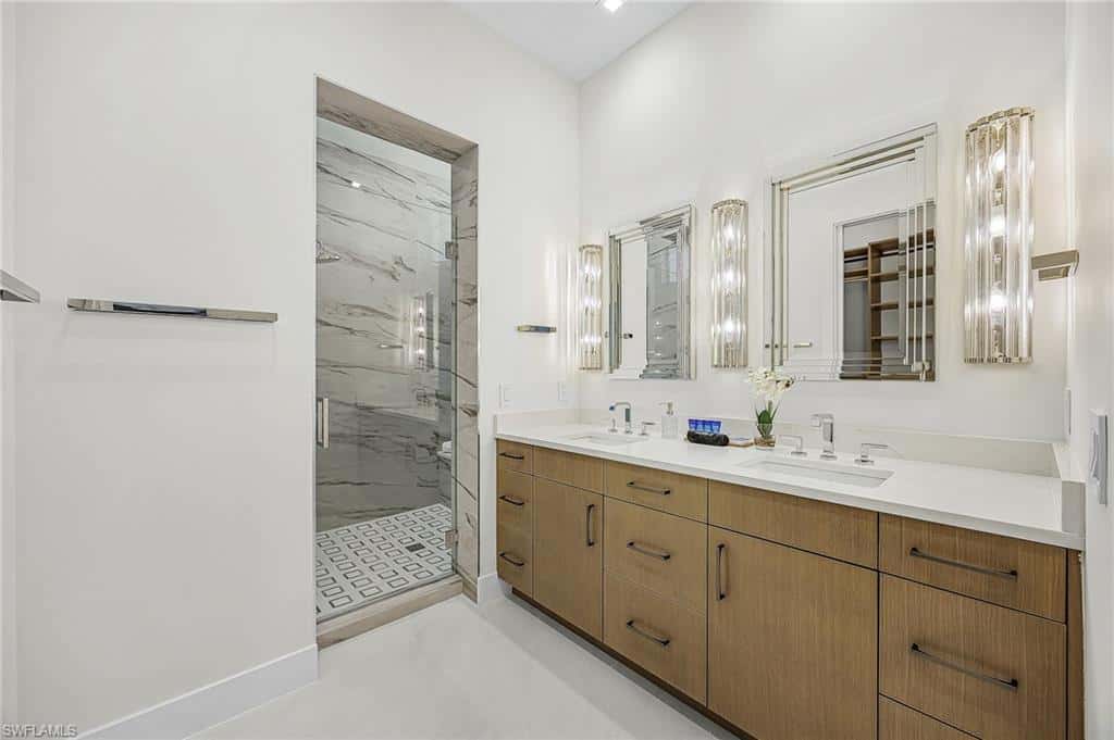 455 Palermo Cir, Fort Myers Beach, photo 30
