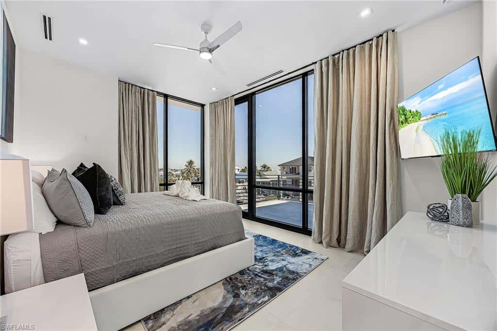 455 Palermo Cir, Fort Myers Beach, photo 29