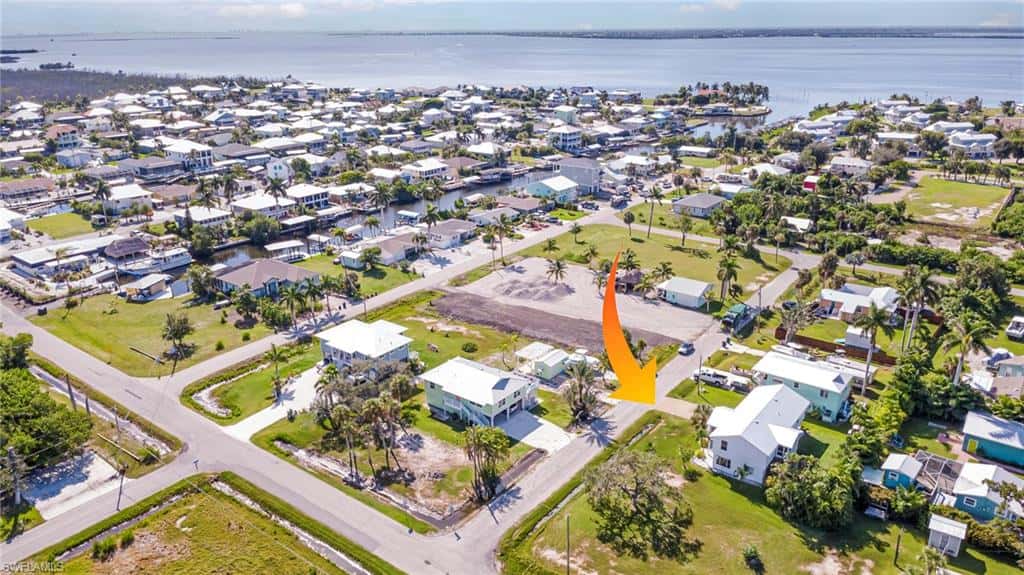 2471 Avocado St, St. James City, photo 35