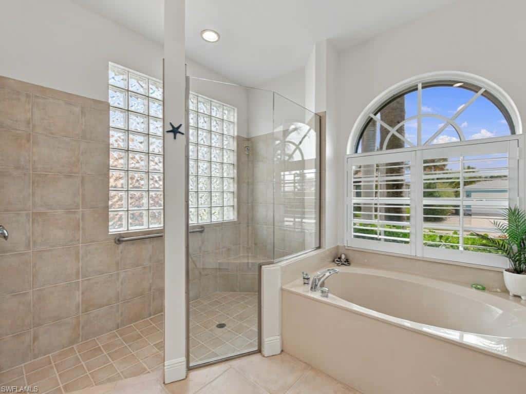980 Fieldstone Dr, Marco Island, photo 16