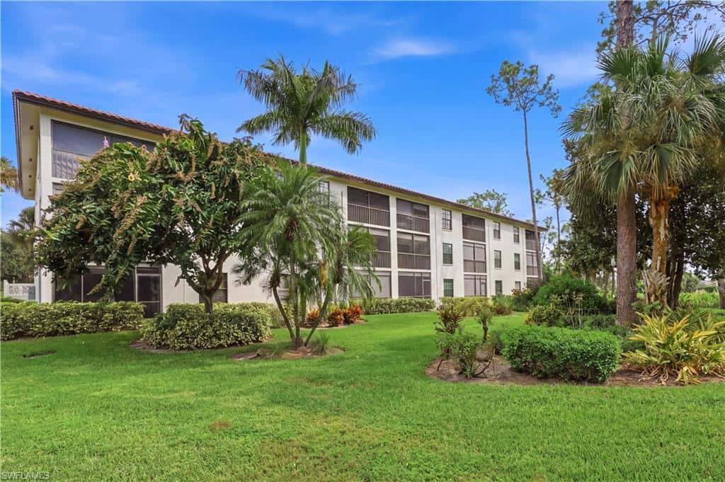 269 Deerwood Cir #14, Naples, photo 28