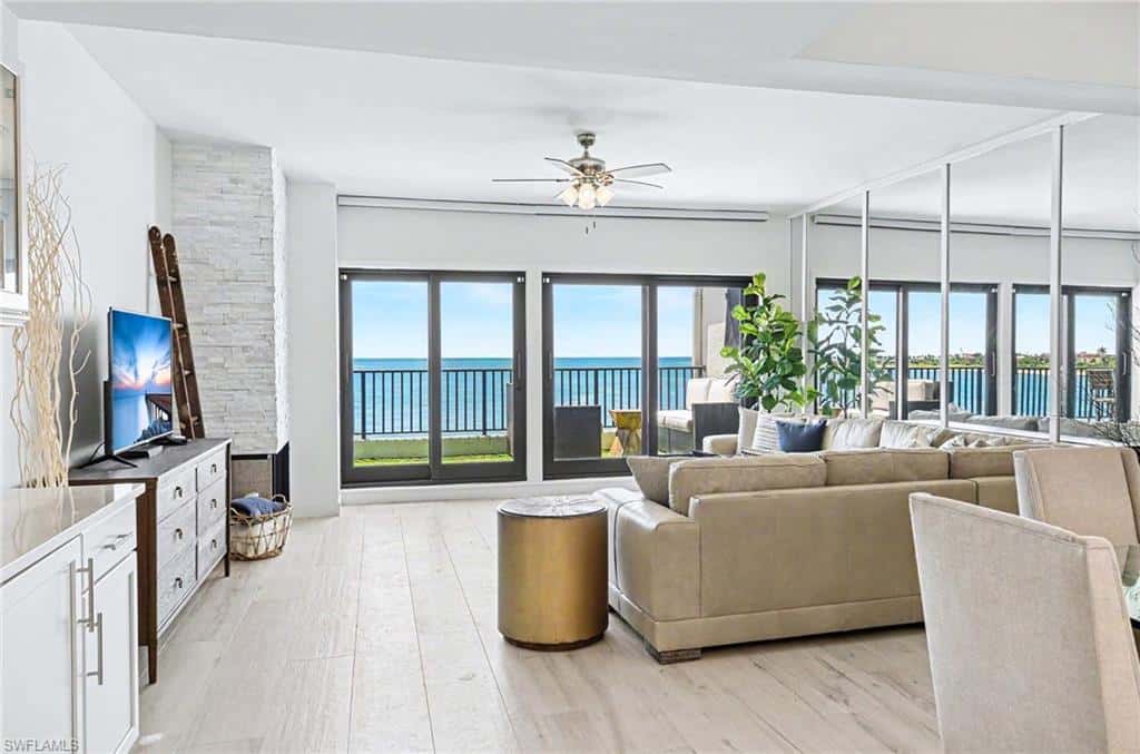 632 La Peninsula Blvd #632, Naples, photo 4