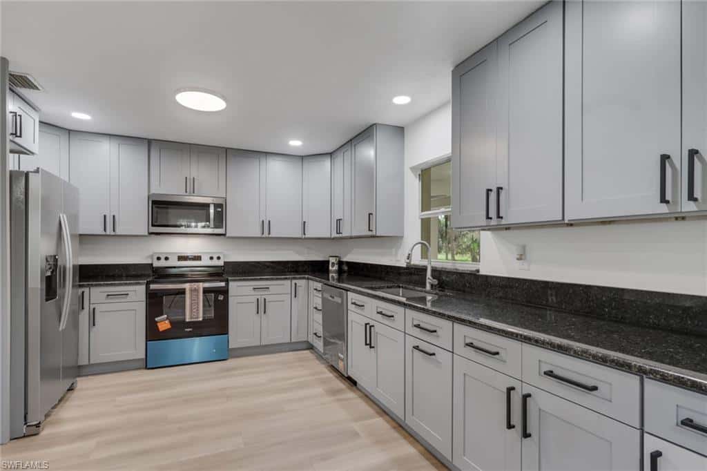 241 20th St, Naples, photo 10