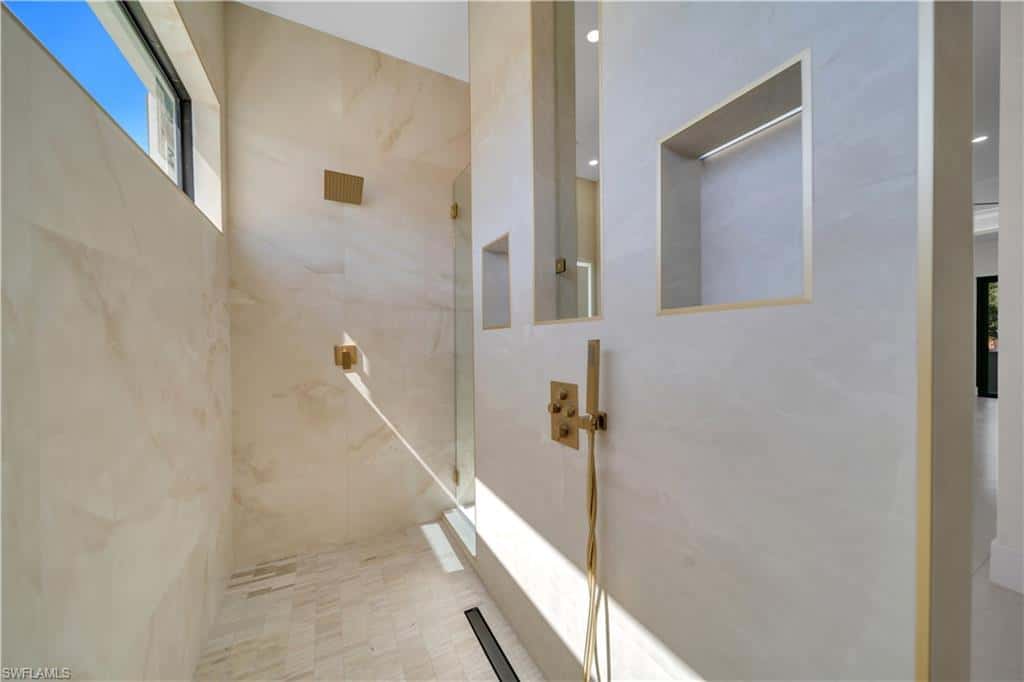 2421 Santa Barbara Blvd, Cape Coral, photo 9