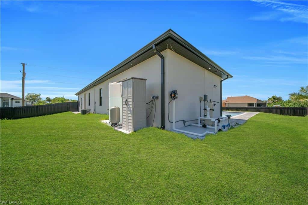2421 Santa Barbara Blvd, Cape Coral, photo 41