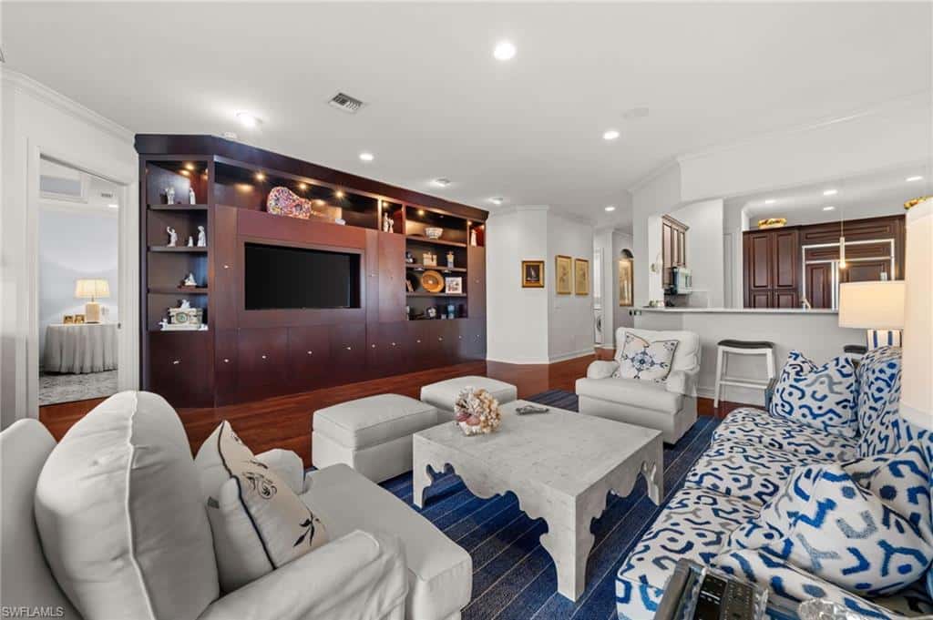 5045 Blauvelt Way #201, Naples, photo 8