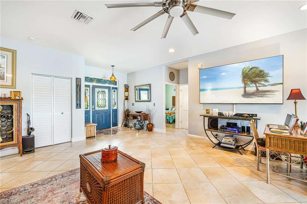 1520 15th Pl, Cape Coral, photo 4
