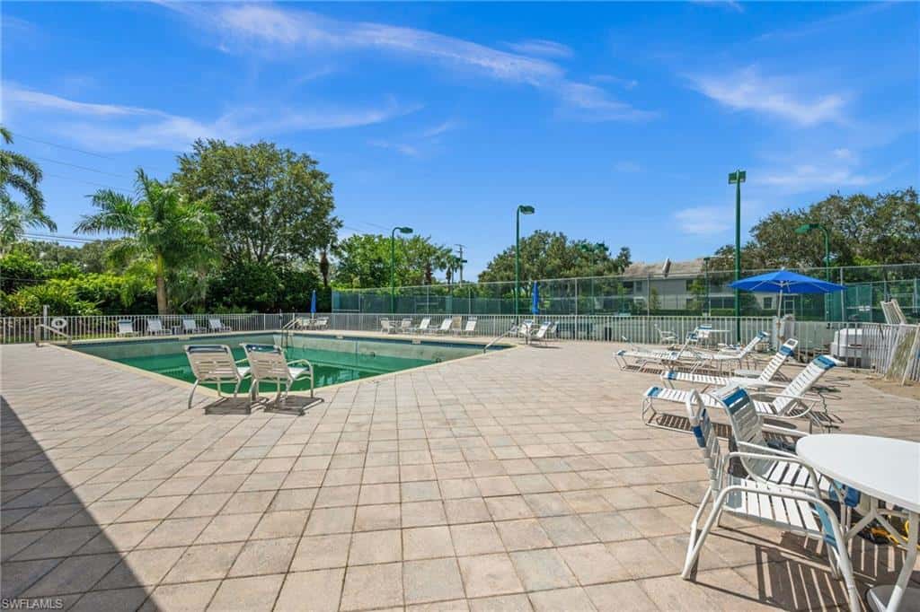 6295 Wilshire Pines Cir #607, Naples, photo 32