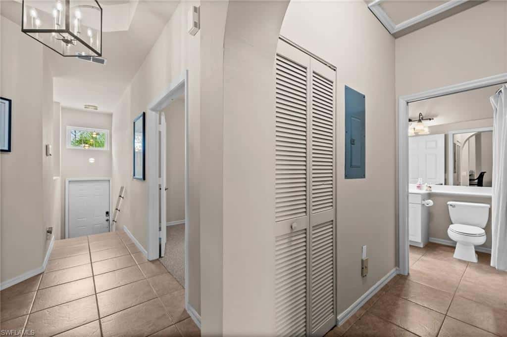 6295 Wilshire Pines Cir #607, Naples, photo 24
