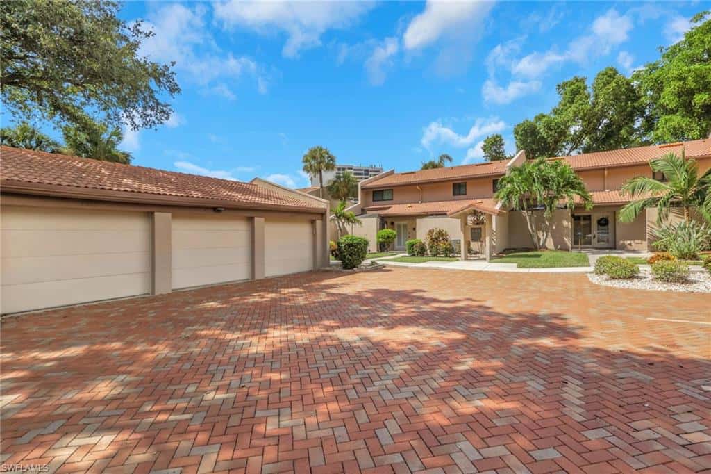 4611 Landings Dr, Fort Myers, photo 35
