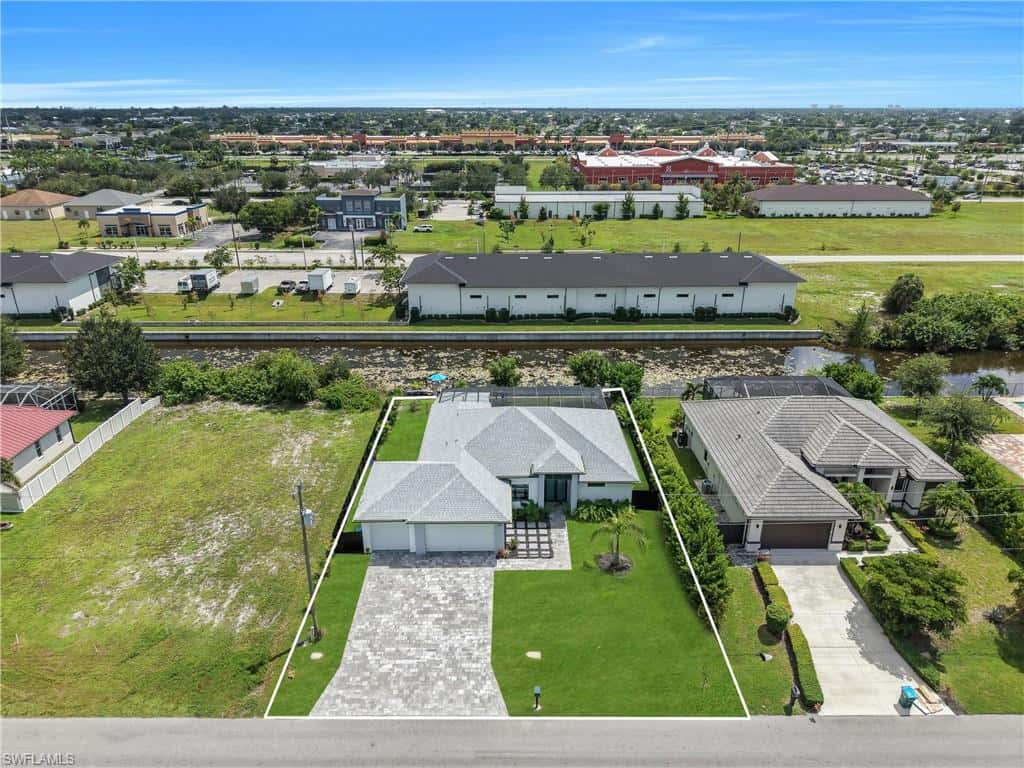 1412 4th Ln, Cape Coral, photo 6