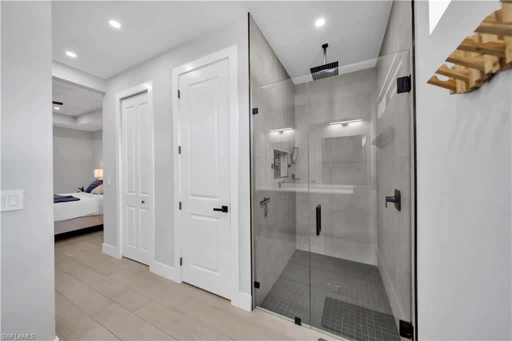 1412 4th Ln, Cape Coral, photo 32