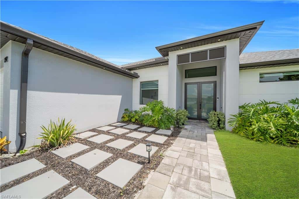 1412 4th Ln, Cape Coral, photo 9
