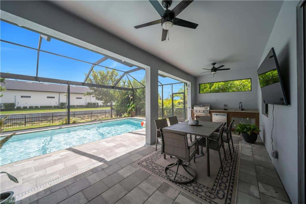 1412 4th Ln, Cape Coral, photo 35