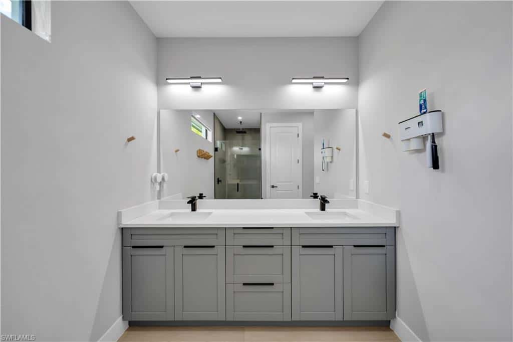 1412 4th Ln, Cape Coral, photo 31
