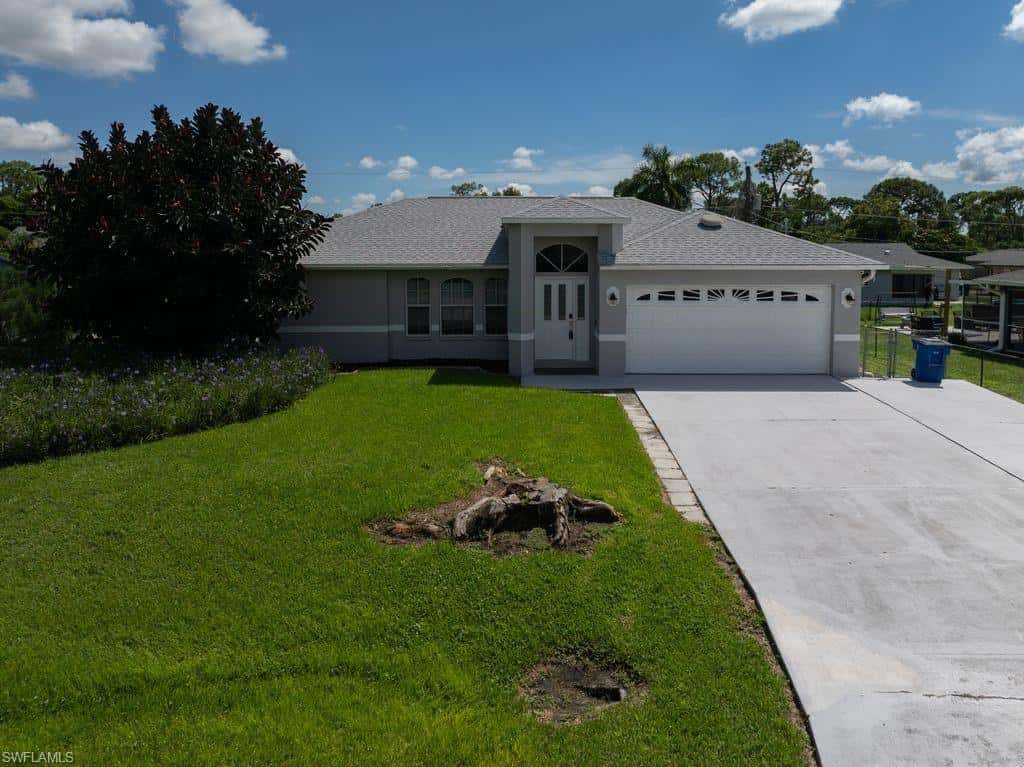 19005 Tampa Rd, Fort Myers, photo 5