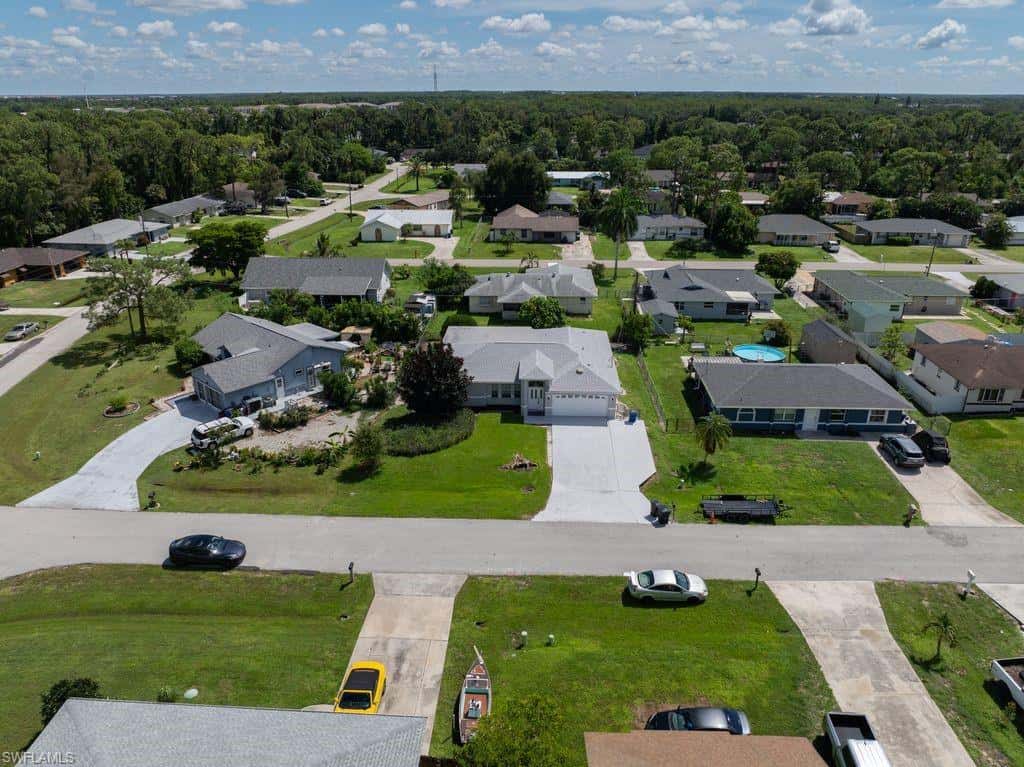 19005 Tampa Rd, Fort Myers, photo 35
