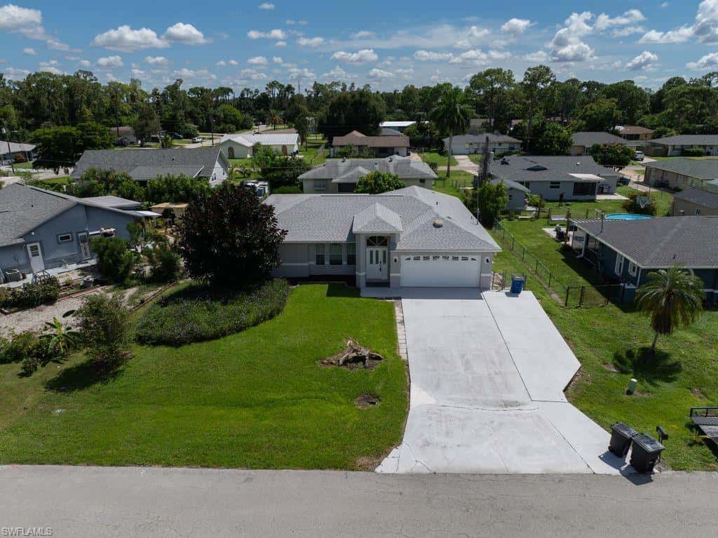 19005 Tampa Rd, Fort Myers, photo 4